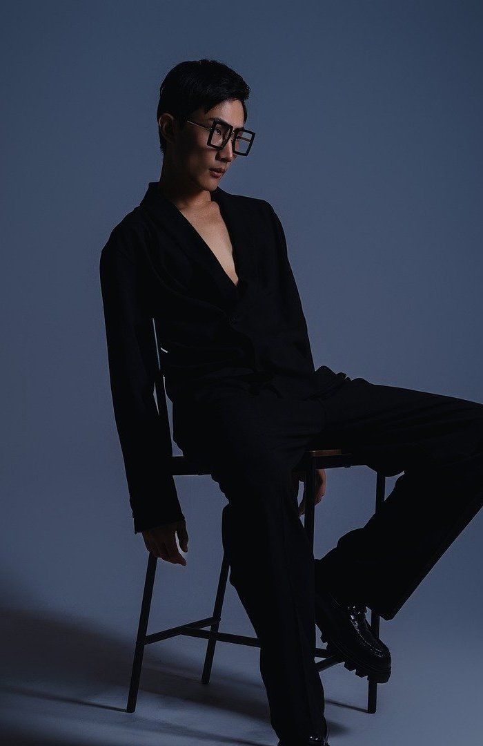 behind the scenes photoshoot fashion